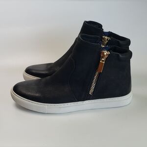 Kenneth Cole Kiera Women's Black Leather Side Zip Bootie Size 7.5 M